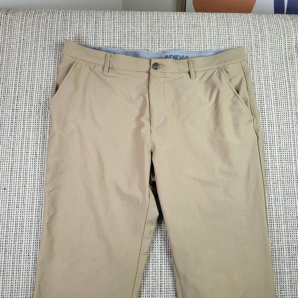 Adidas Pants Mens 36x32 Khaki Golf Stretch Athletic Performance Beige Logo Chino